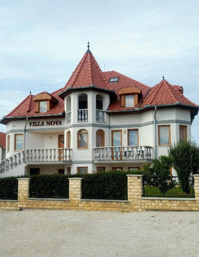 Villa Nova เฮวิซ ภายนอก รูปภาพ
